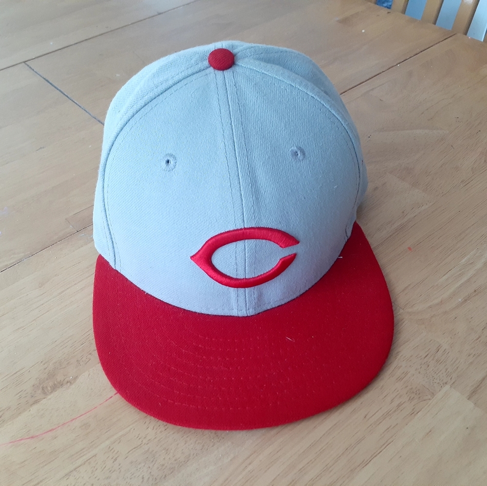 New Era Cincinnati Reds cap siz 7